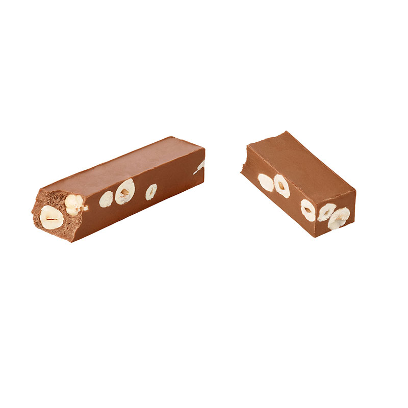 Viba Nougolade Nougat-Riegel mit ganzen Nüssen ausgepackt und angeschnitten, 35 g