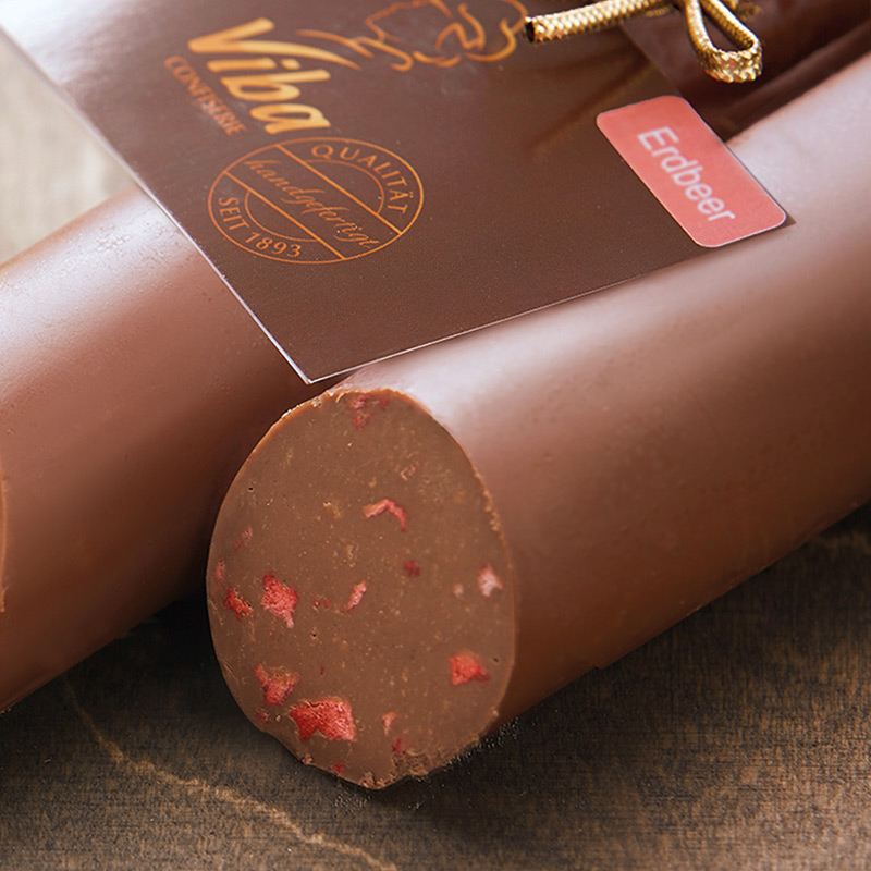 Viba Nougat XL Stange mit Erdbeerstückchen verfeinert