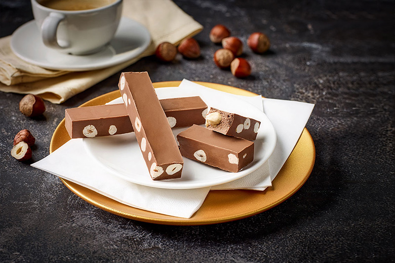 Viba Nougolade Nougat-Riegel mit Ganzen Nüssen